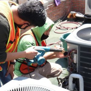 Mantenimiento preventivo para equipos de aire acondicionado multisplit
